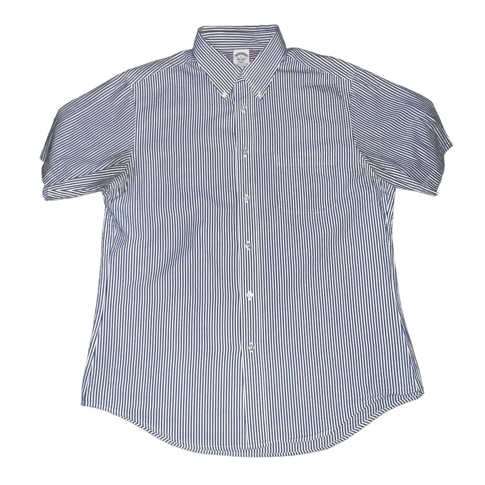Very preppy! Brooks Brothers Regent Blue & White Stripe Seersucker Shirt…